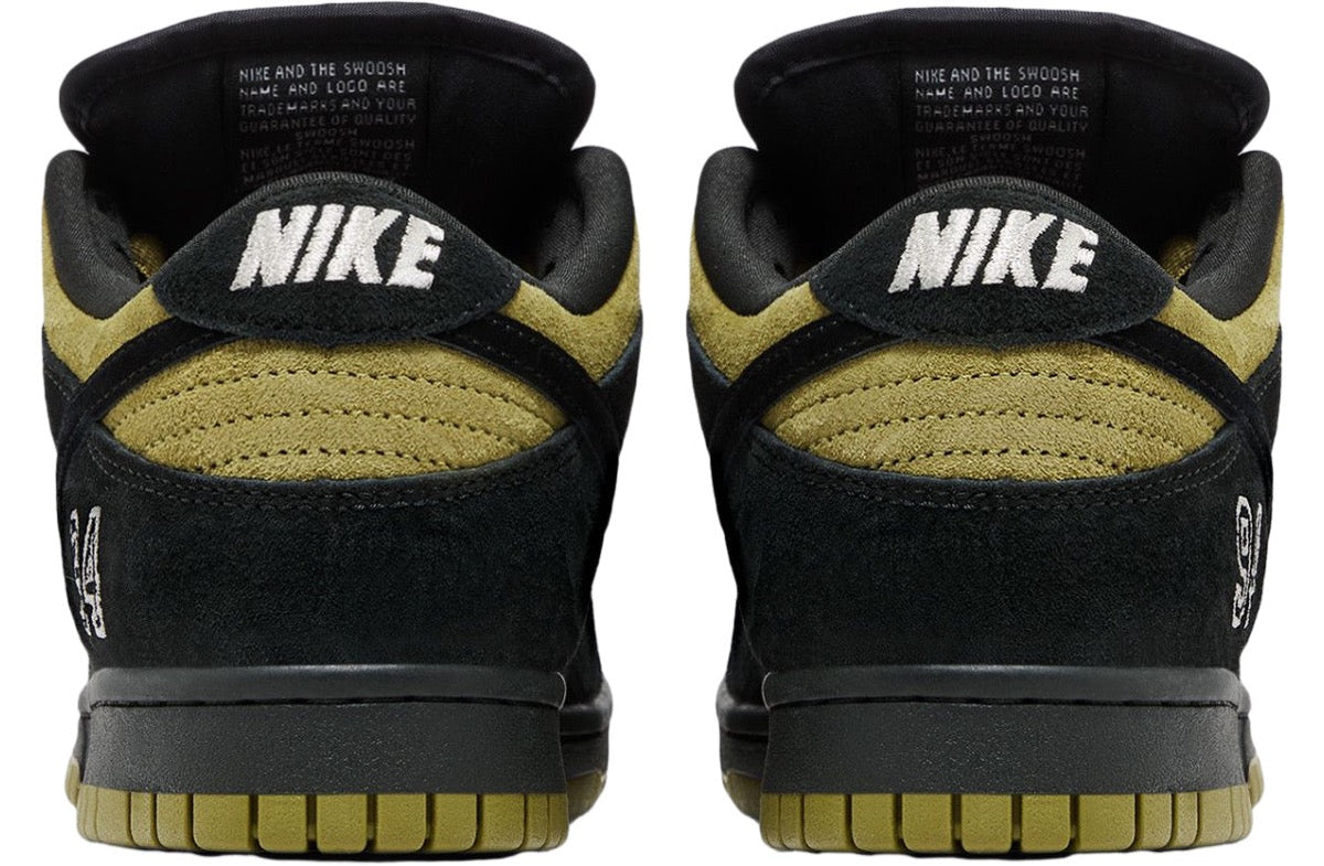 Supreme x Nike SB Dunk Low Camper Green / Black HQ8487-300