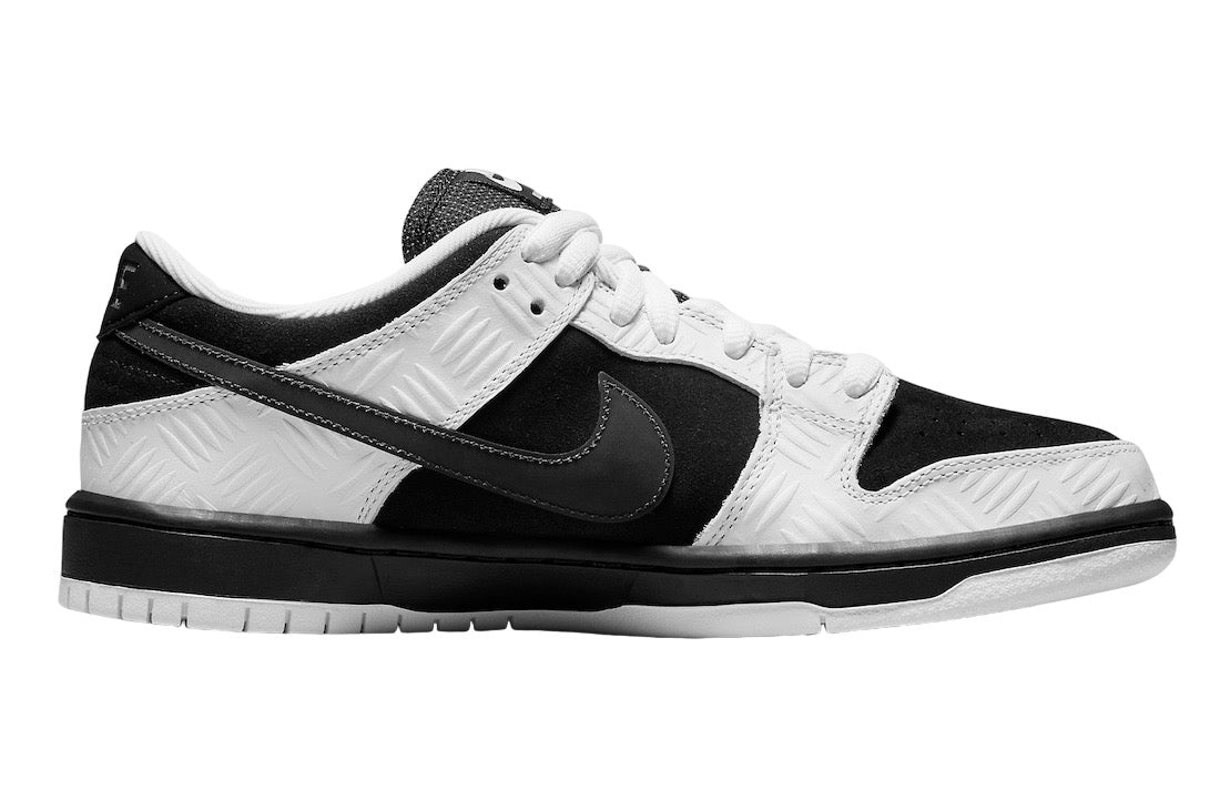 TIGHTBOOTH x Nike SB Dunk Low FD2629-100