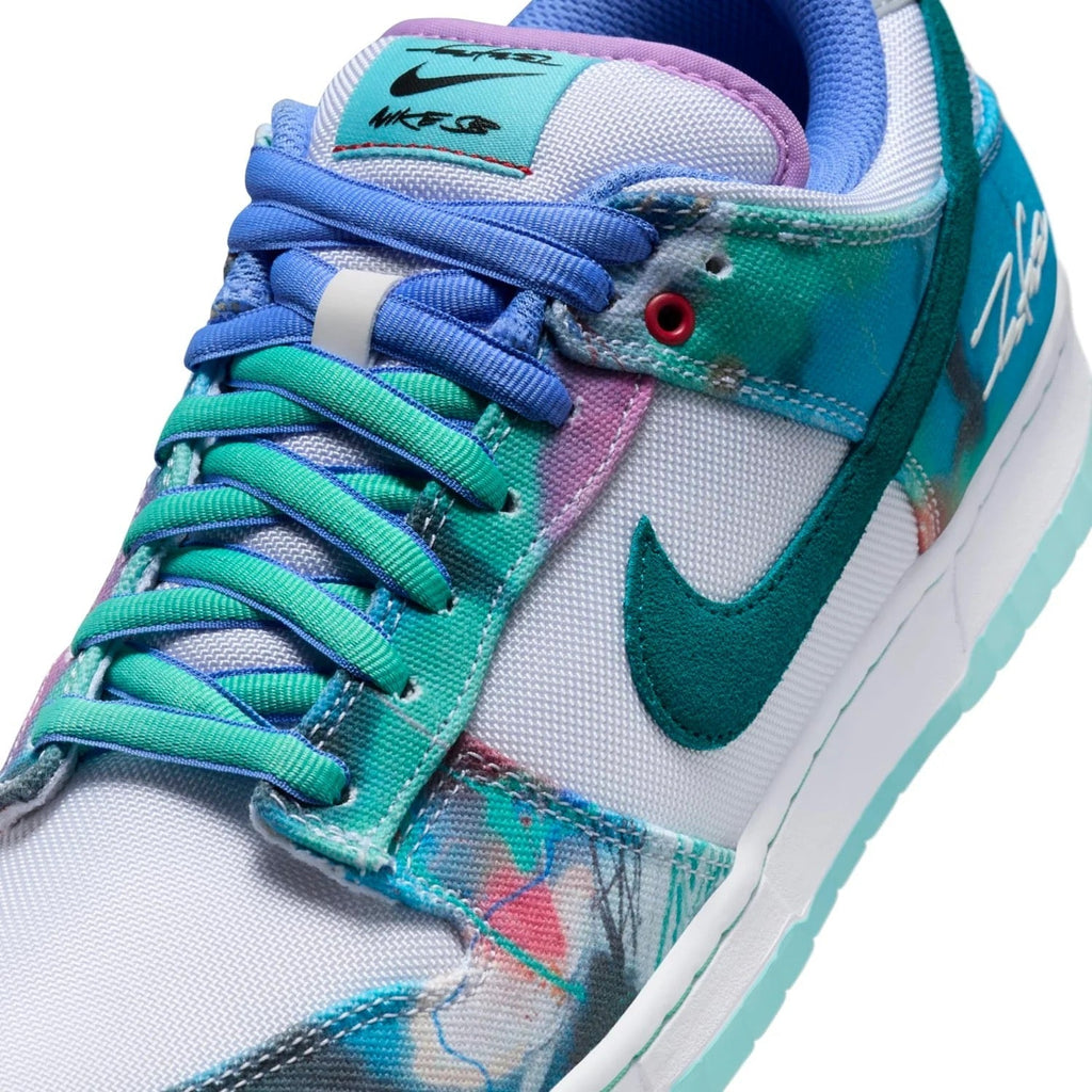 Futura Laboratories x Nike SB Dunk Low HF6061-400