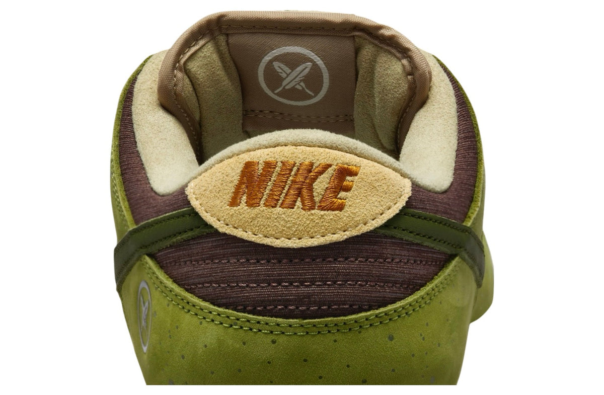 Yuto Horigome x Nike SB Dunk Low Asparagus HF8022-300