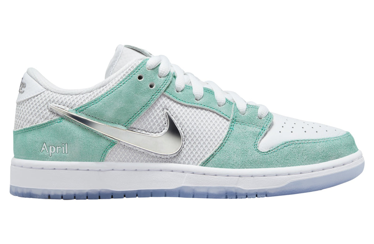 April Skateboards x Nike SB Dunk Low FD2562-400