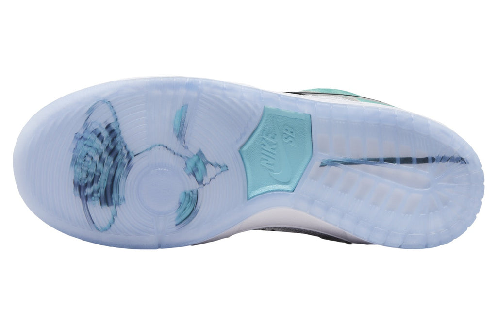 April Skateboards x Nike SB Dunk Low FD2562-400